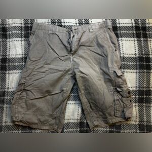 Jeans by Buffalo Cargo Shorts Men’s Khaki 100% Cotton Light Weight Size 32